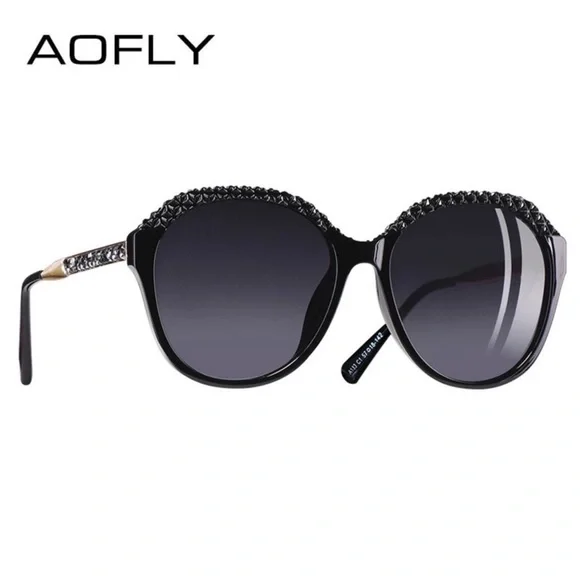 Women’s Sunglasses​ - Picture 3 of 3